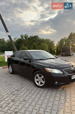Седан Toyota Camry 2008 в Чернівцях