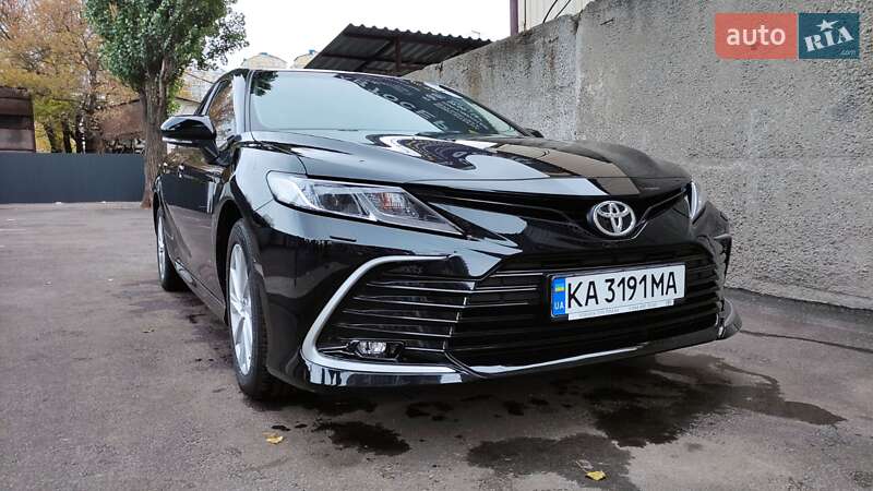 Toyota Camry 2022
