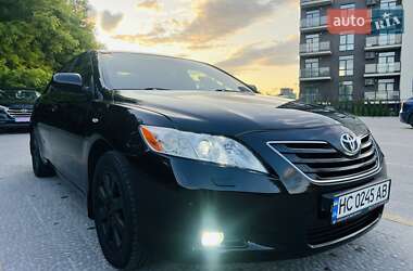 Седан Toyota Camry 2006 в Львове