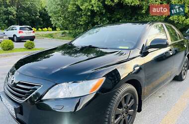 Седан Toyota Camry 2006 в Львові
