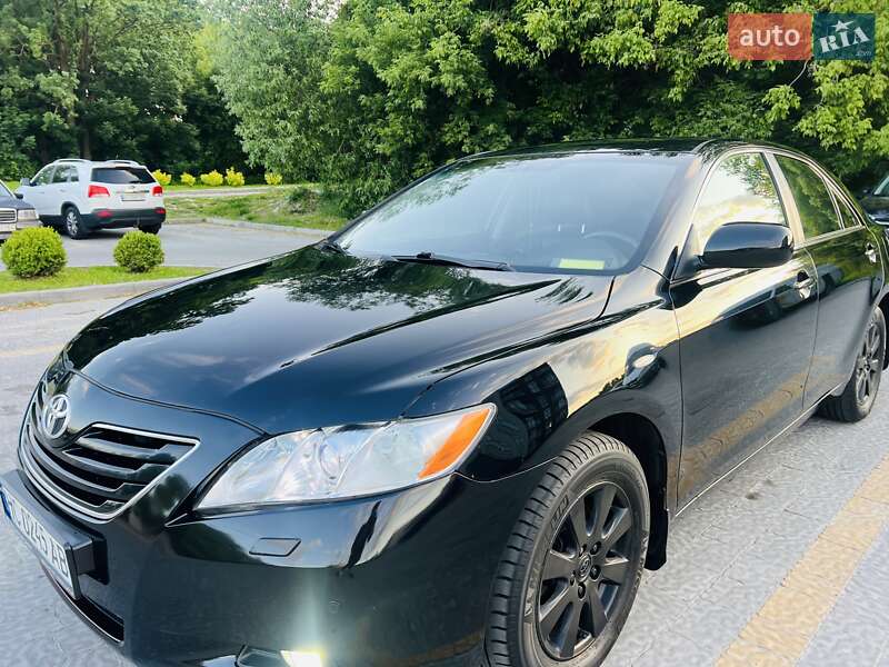 Седан Toyota Camry 2006 в 