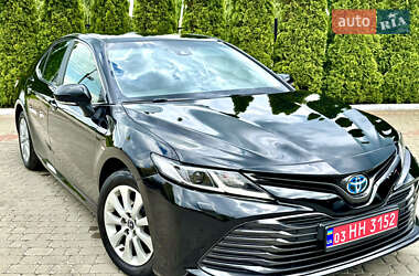 Седан Toyota Camry 2020 в Трускавце