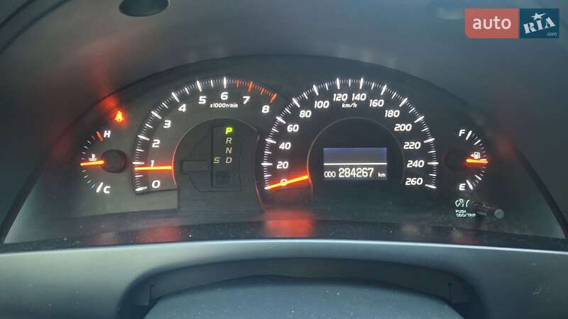 Седан Toyota Camry 2008 в Львові
