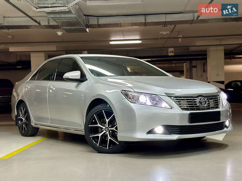 Toyota Camry 2011