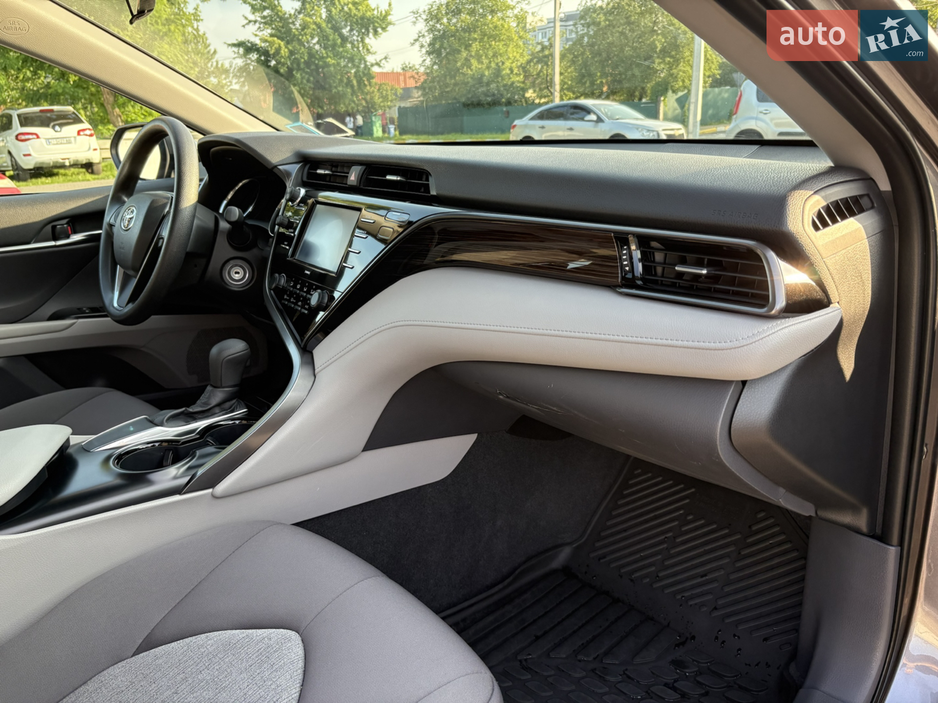 2019 Toyota Camry - мініатюра 25