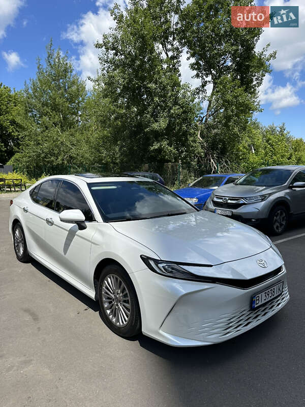 Toyota Camry 2024