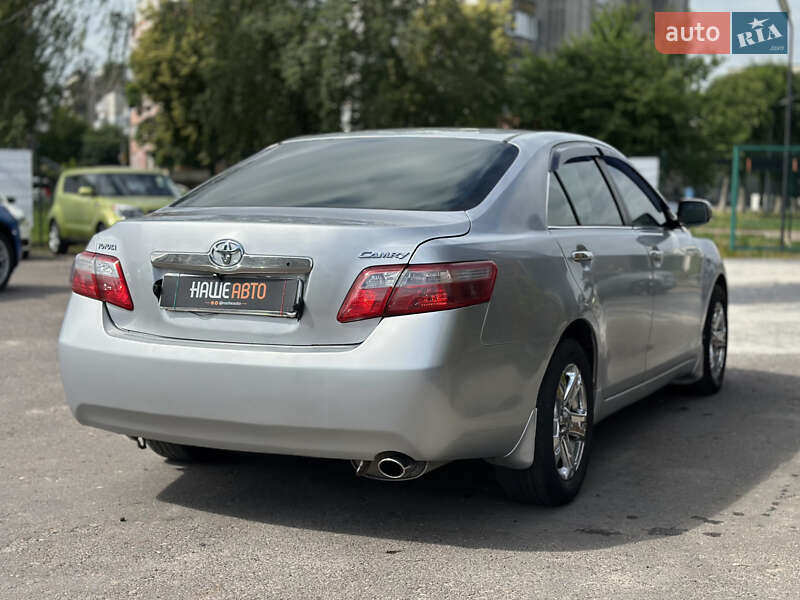 Седан Toyota Camry 2006 в Шептицькому
