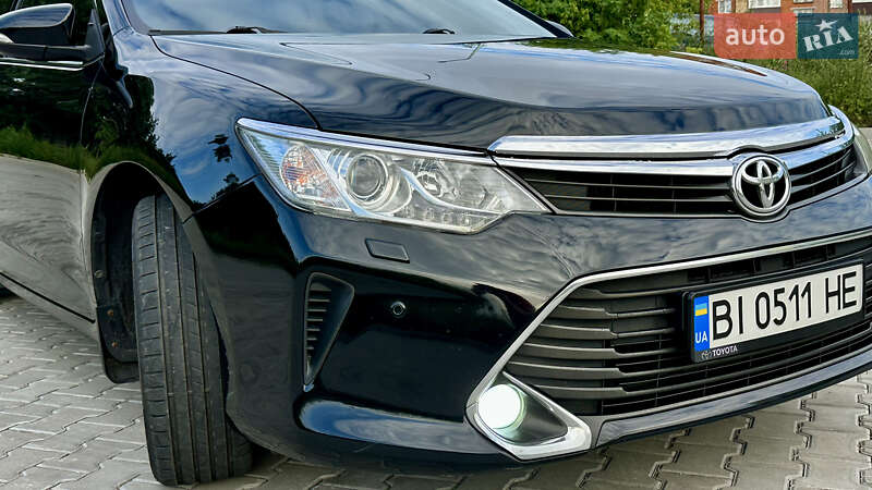 Седан Toyota Camry 2014 в Полтаве