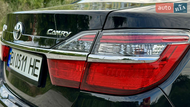 Седан Toyota Camry 2014 в Полтаве