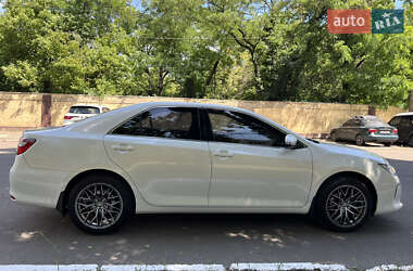 Седан Toyota Camry 2016 в 