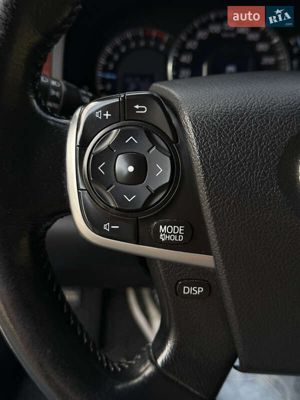 Седан Toyota Camry 2012 в Киеве