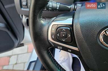 Седан Toyota Camry 2017 в 