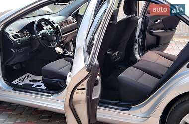 Седан Toyota Camry 2017 в 