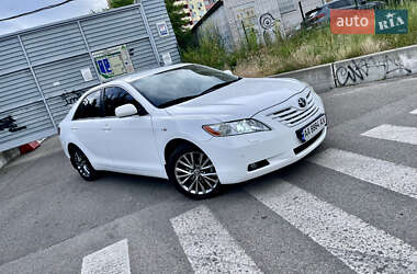 Седан Toyota Camry 2008 в Києві