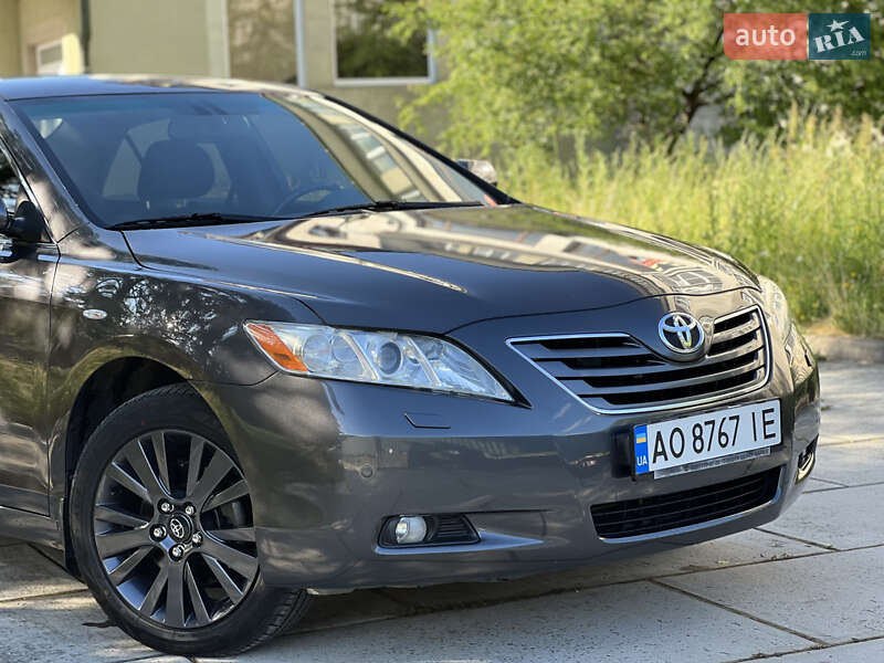 Toyota Camry 2006