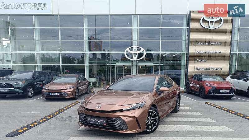 Toyota Camry 2024