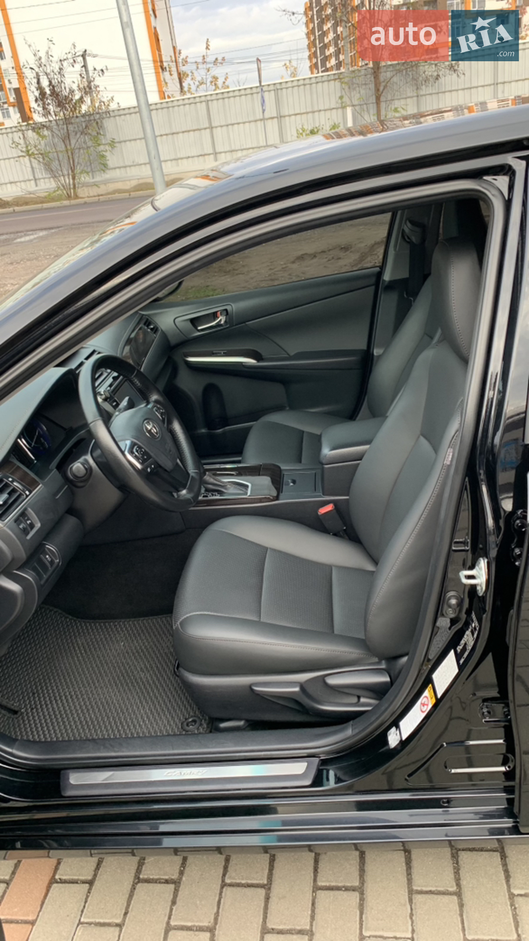 2016 Toyota Camry - мініатюра 18