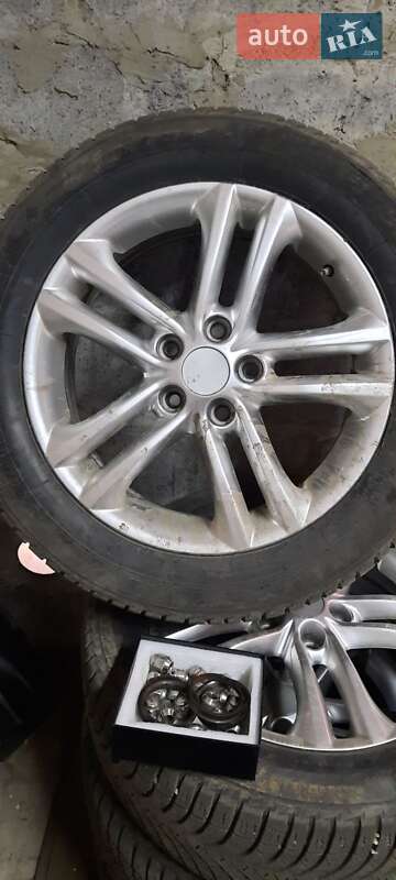 Седан Toyota Camry 2012 в Славянске