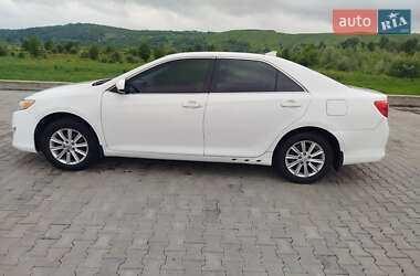 Седан Toyota Camry 2014 в Києві