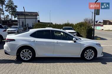 Седан Toyota Camry 2021 в Киеве