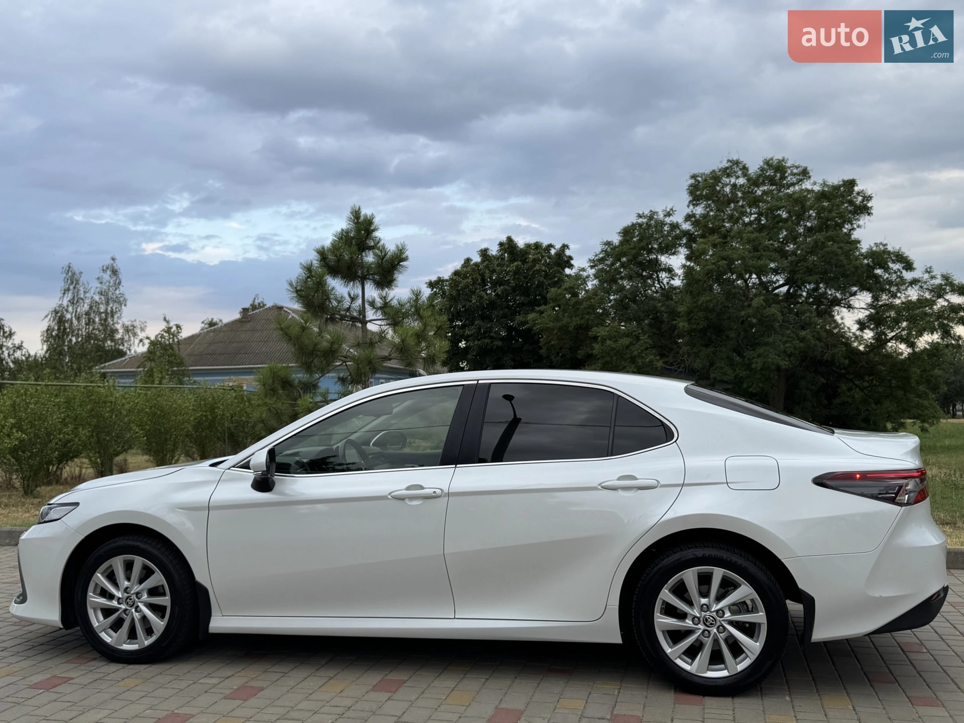 2021 Toyota Camry - мініатюра 4