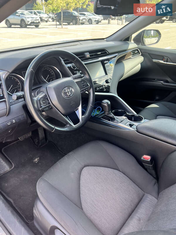 Седан Toyota Camry 2018 в Києві фото 6 Седан Toyota Camry 2018 в Києві