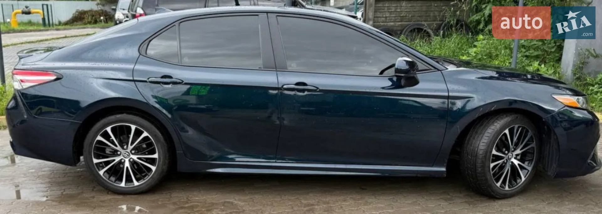 2019 Toyota Camry - мініатюра 11