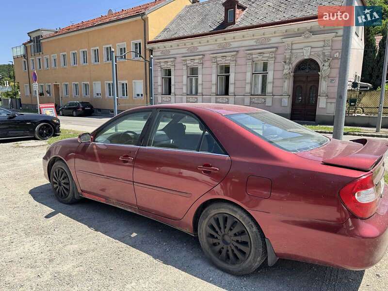 Седан Toyota Camry 2003 в Харкові