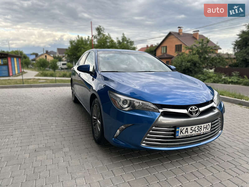 Toyota Camry 2017
