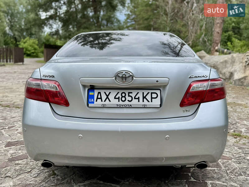 Седан Toyota Camry 2006 в Харькове