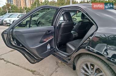 Седан Toyota Camry 2017 в 