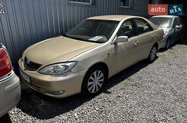 Седан Toyota Camry 2004 в Миколаєві