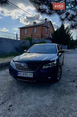 Седан Toyota Camry 2007 в Кривому Розі