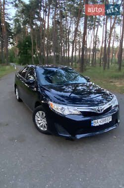 Седан Toyota Camry 2012 в Александровке