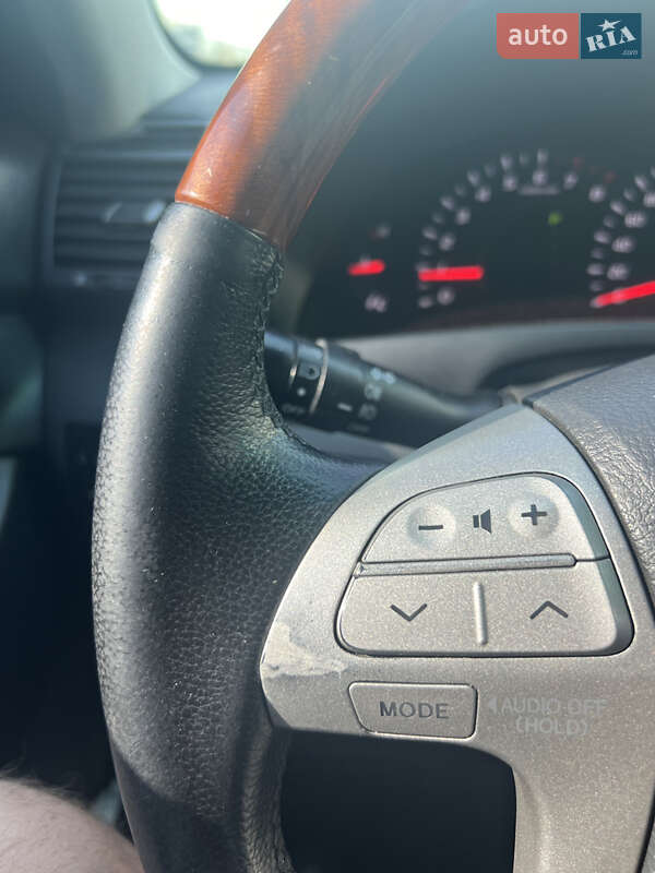 Седан Toyota Camry 2008 в Львове