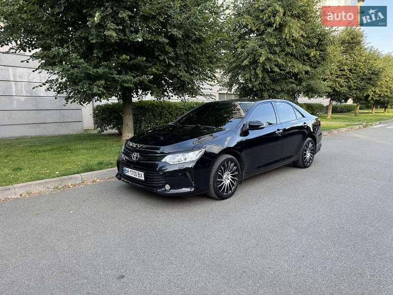 Toyota Camry 2017