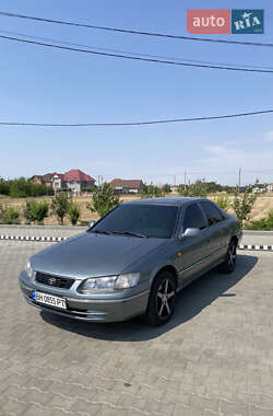 Седан Toyota Camry 1999 в Доброславе