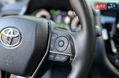 Седан Toyota Camry 2021 в 