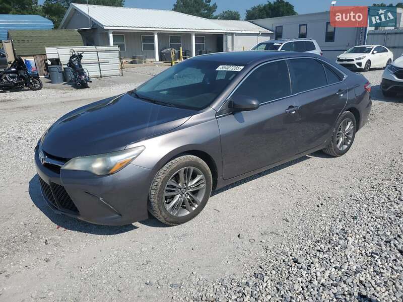 Toyota Camry 2017