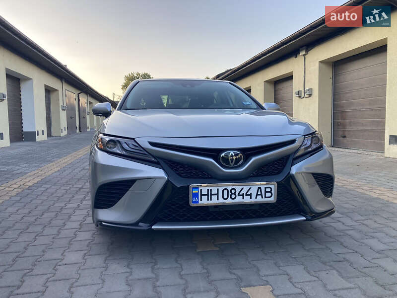 Седан Toyota Camry 2020 в Ізмаїлі