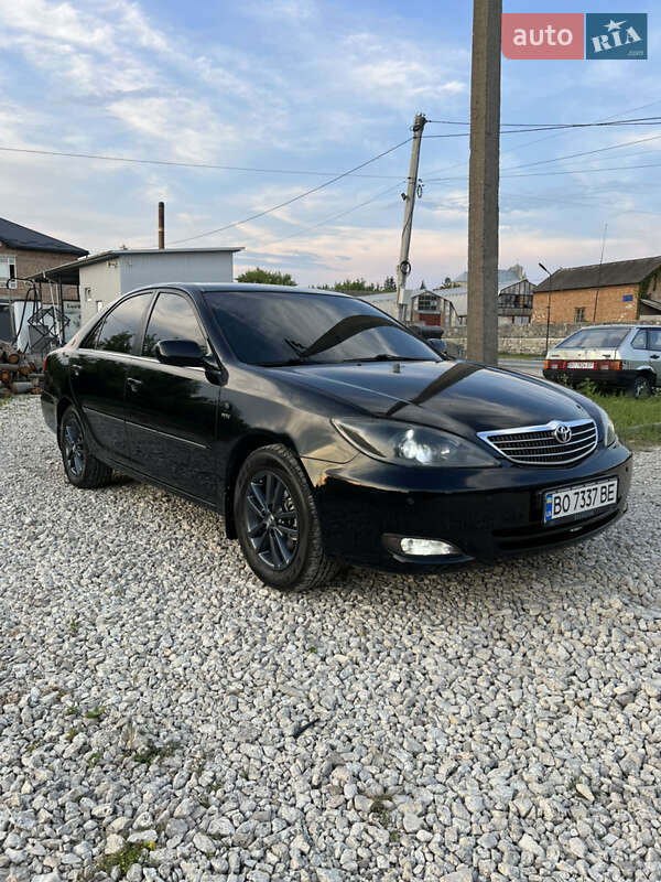 Седан Toyota Camry 2003 в Тернополі