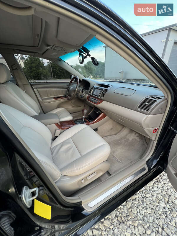 Седан Toyota Camry 2003 в Тернополі
