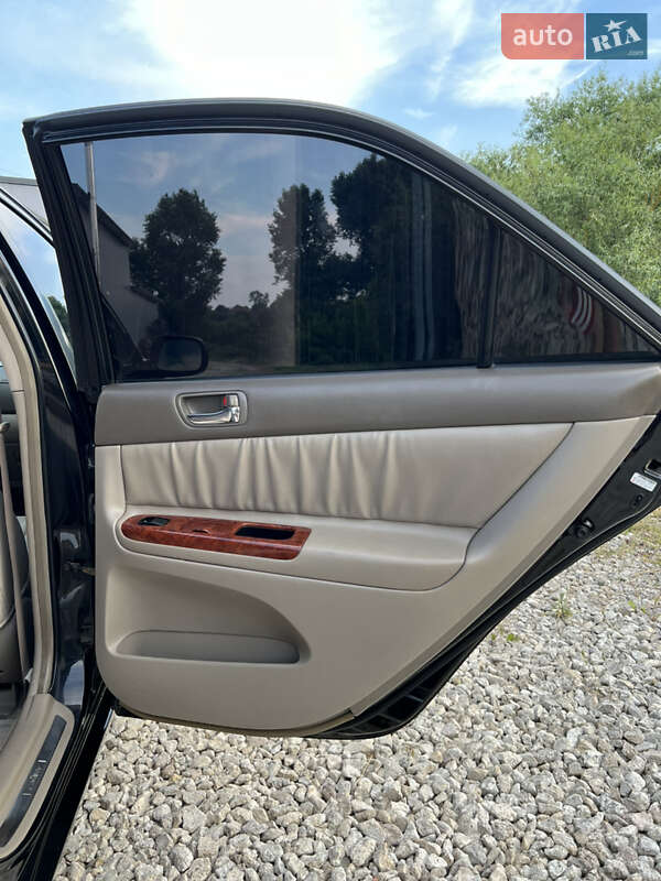 Седан Toyota Camry 2003 в Тернополі