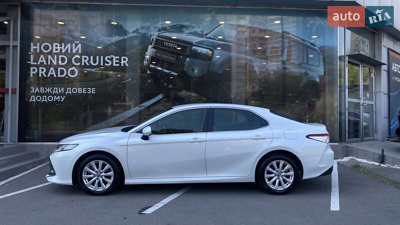 Седан Toyota Camry 2018 в Одесі