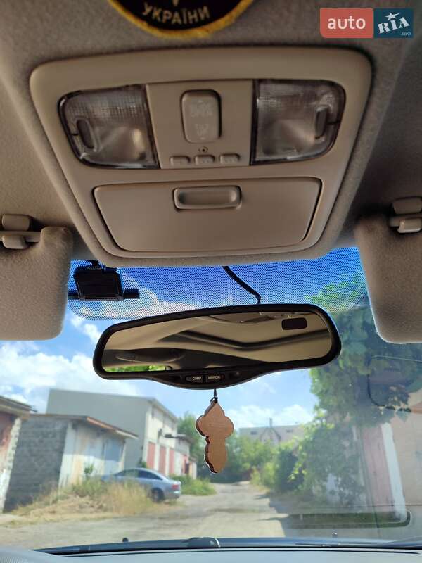 Седан Toyota Camry 2005 в Івано-Франківську