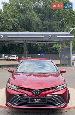 Седан Toyota Camry 2017 в Броварах