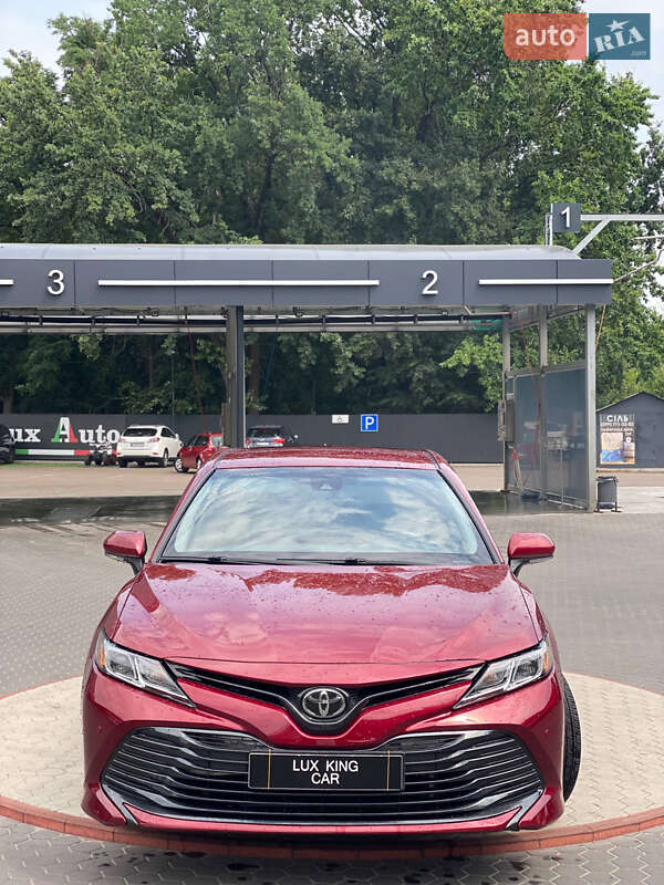 Toyota Camry 2017