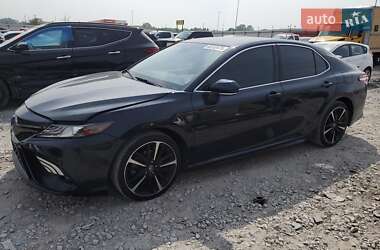 Седан Toyota Camry 2019 в Одессе