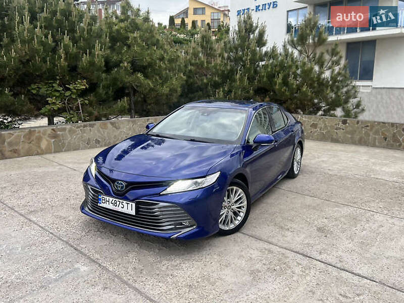 Toyota Camry 2020