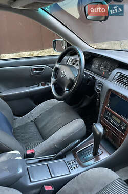 Седан Toyota Camry 2001 в 